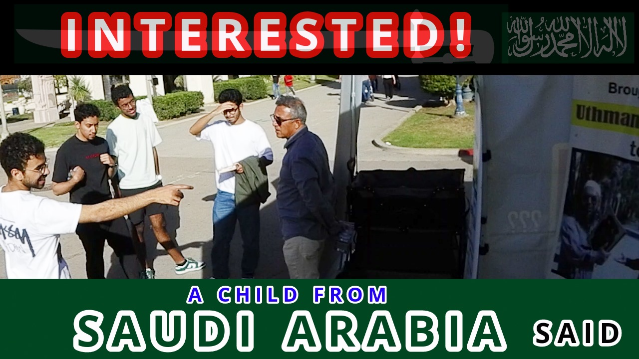 Interested! A child from Saudi Arabia said./BALBOA PARK